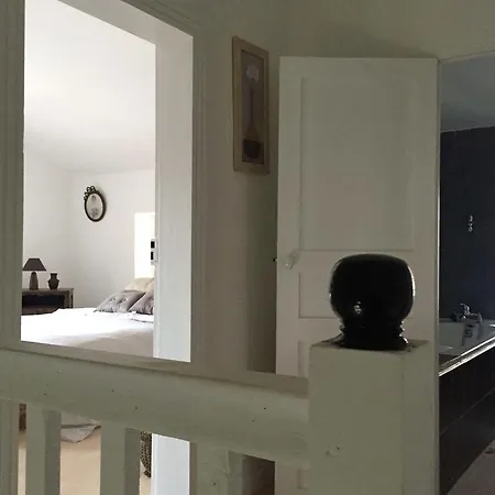 Bed & Breakfast Maisonnette Dans Chateau