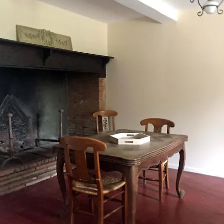 Bed & Breakfast Maisonnette Dans Chateau *